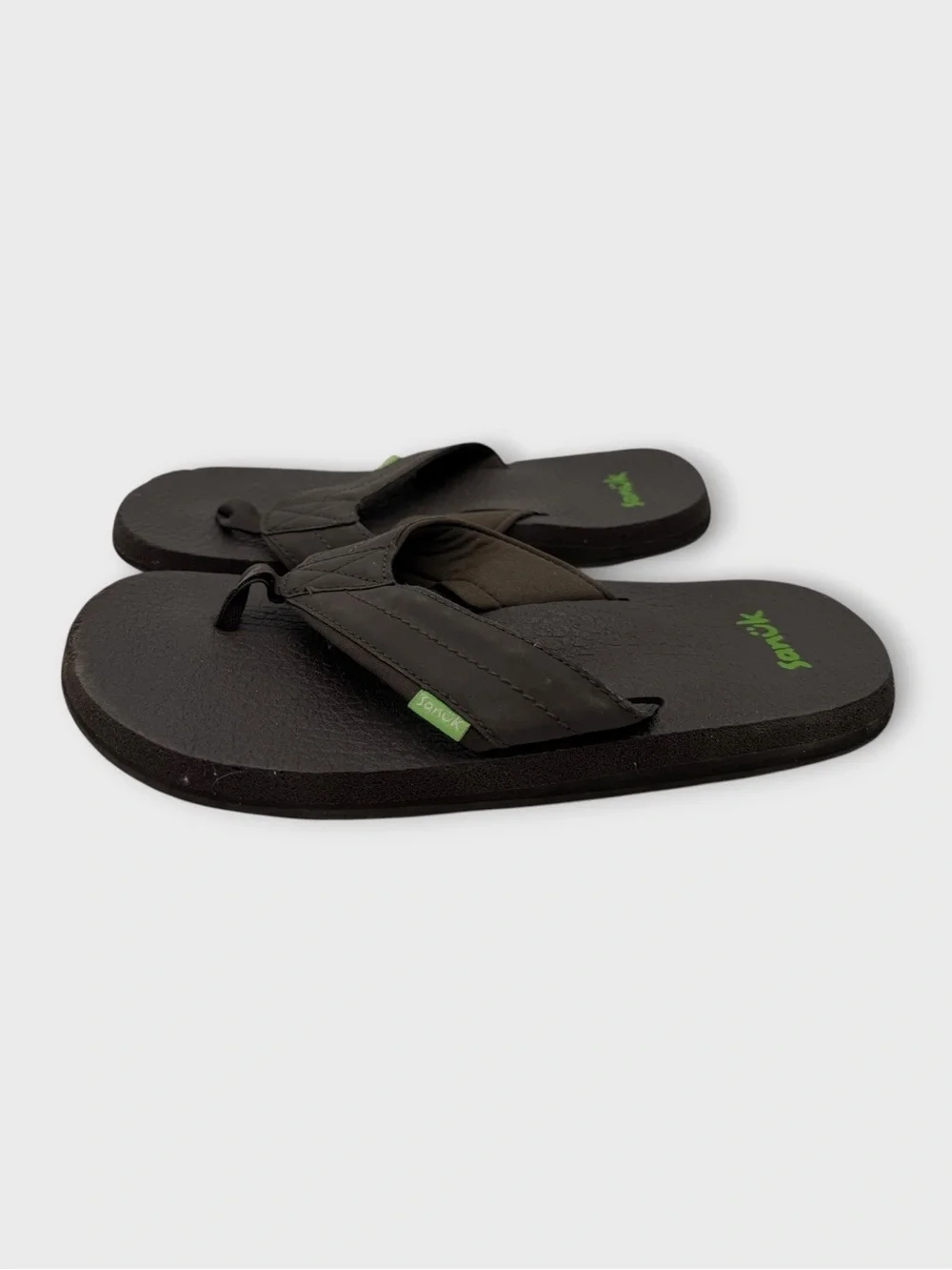 Sanuk Beer Cozy Black Flip Flop With Cushion Footbed Size 8 Nice!!